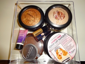 Bronzers & highlighters 